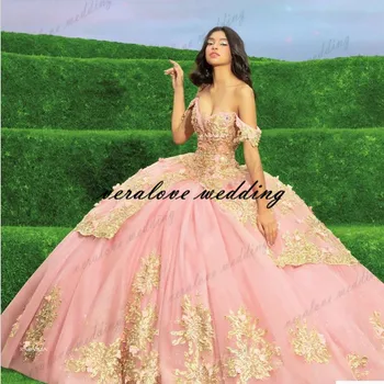 Cor-de-rosa Ball Gown Vestido Quinceanera Off Ombro Apliques de Laço de Flores em 3D Doce De 15 a Festa de Formatura com Vestidos de Menina Mascarada Vestido de Festa