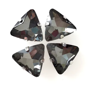 Frete grátis Triângulo Cinza cristal de vidro costurar sobre as pedras, prata garra solta strass 18mm 20pcs/saco