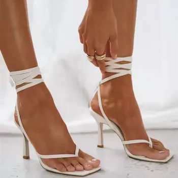 Mulheres Sandálias Sexy Fino Salto Alto Sapatos Forma De V, Design De Moda Dedo Do Pé Quadrado Senhoras Pulseira De Tornozelo Tanga Sandálias Sapatos De Mulher