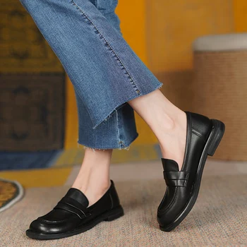 Nova Primavera 2022 Couro Genuíno Mulher Sapatos Baixa de calcanhar, Confortáveis Sapatos com Couro Cheio de Dentro e de Fora as Mulheres Sapatas Ocasionais