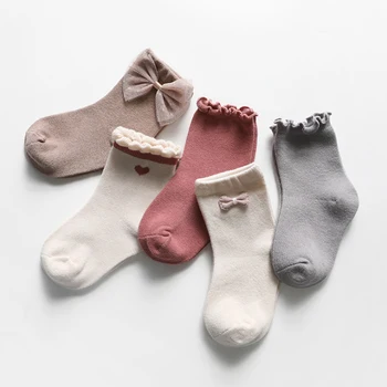 novo outono meias para meninas de 5 pares/monte criança meias de meninos e meninas de meias de bebê crianças dos desenhos animados de meias de algodão arco meias com renda